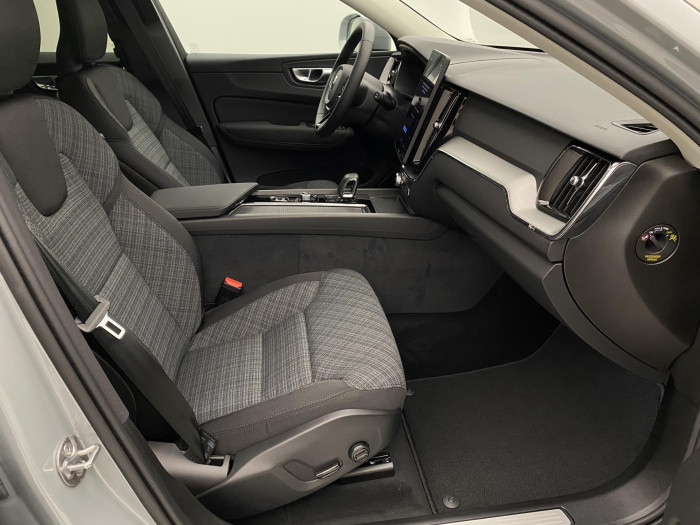 Volvo XC60 B5 AWD AUT CORE