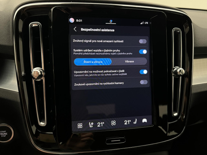 Volvo XC40 B3 AUT BLACK EDITION PLUS
