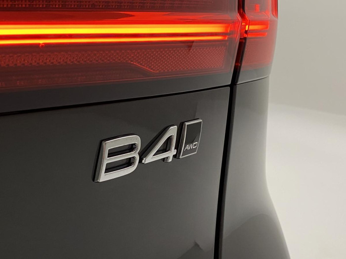 Volvo V90 B4 AWD AUT CROSS COUNTRY PLUS 2.0 Plus