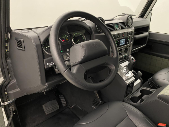 Land Rover Defender WORKS V8 ISLAY EDITION 5.0 V8 Edition