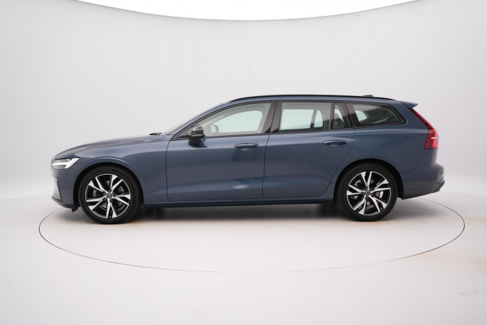 Volvo V60 B4 PLUS DARK AUT 1.maj