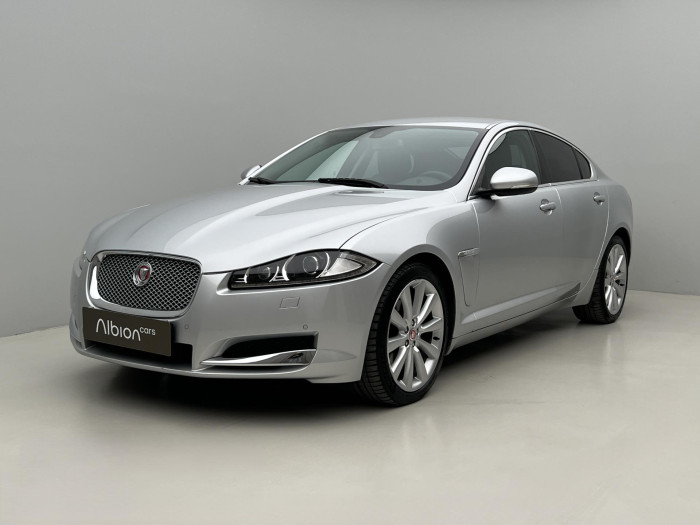 Jaguar XF 3.0 V6D LUXURY AUT CZ 3.0 d Luxury