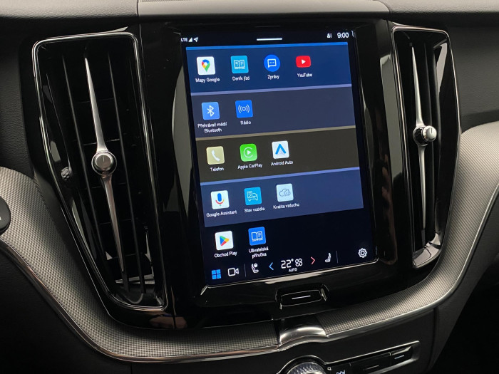 Volvo XC60 B4 AWD PLUS DARK AUT CZ