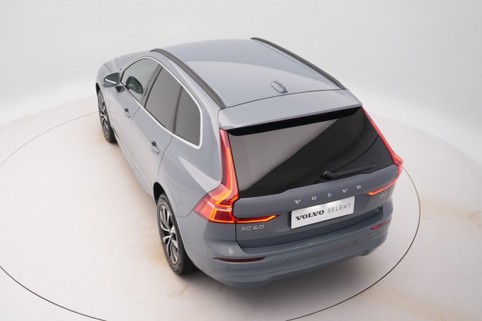 Volvo XC60 B4 CORE AUT