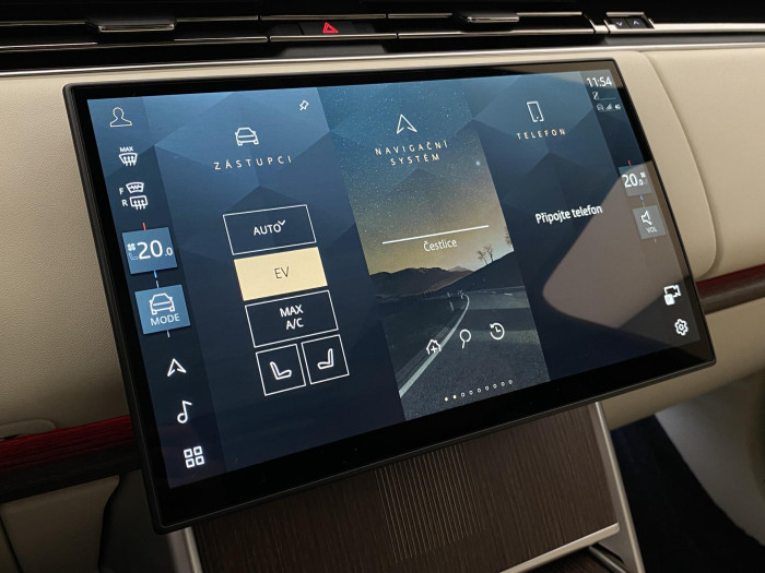 Land Rover Range Rover P550e AUTOBIOGRAPHY SWB