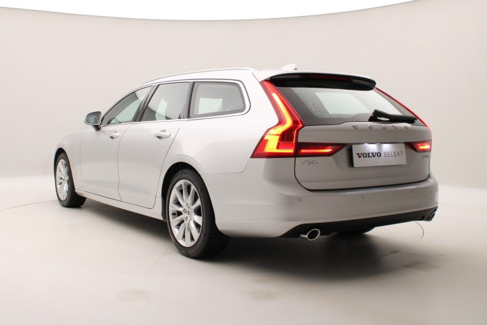 Volvo V90 D4 AWD MOMENTUM REZERVACE 2.0 d Momentum