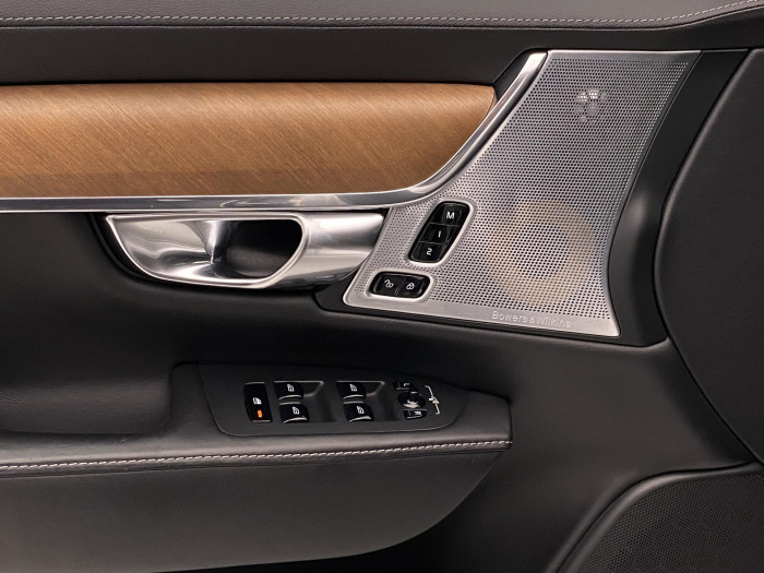 Volvo S90 T8 TWIN ENGINE INSCRIPTION
