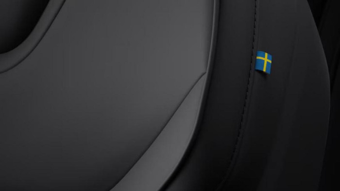 Volvo ES90 PURE ELECTRIC CORE