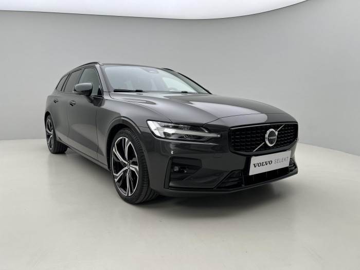 Volvo V60 B4 PLUS DARK AUT 1.maj.