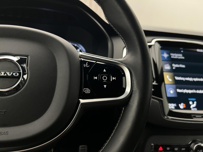 Volvo XC90 B5 AWD R-DESIGN 7MÍSTNÁ AUT CZ