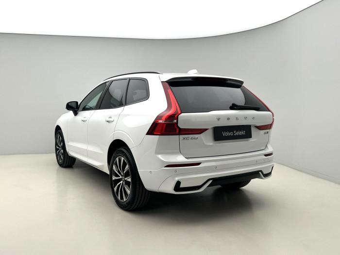 Volvo XC60 B5 AWD PLUS DARK AUT 1.maj.