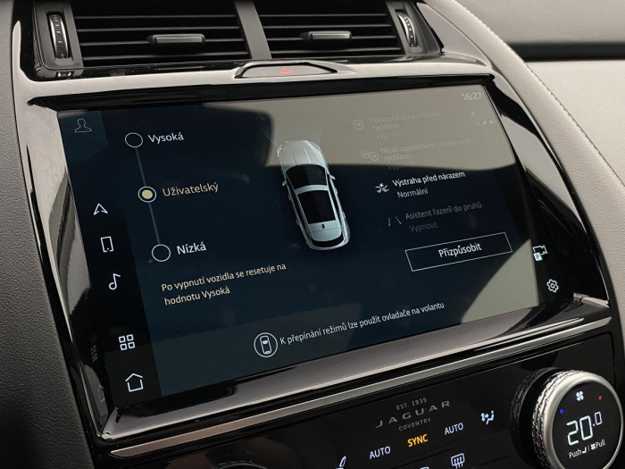 Jaguar E-Pace P250 R-DYNAMIC SE AWD AUT 2.0 Dynamic SE