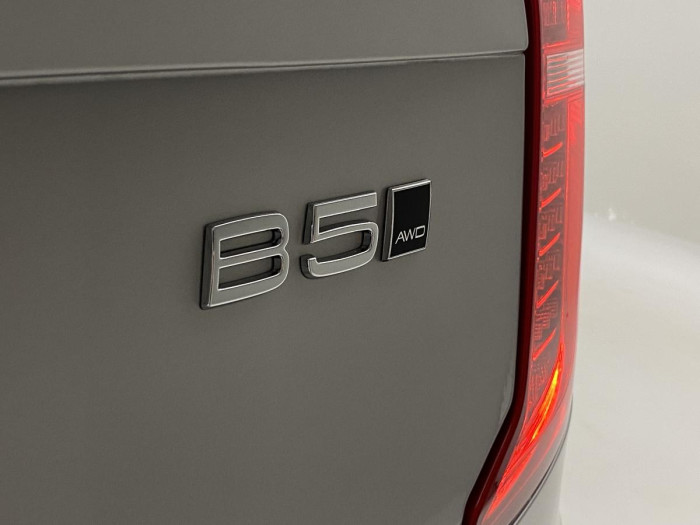 Volvo XC90 B5 AWD AUT BRIGHT PLUS 7míst 2.0 Plus