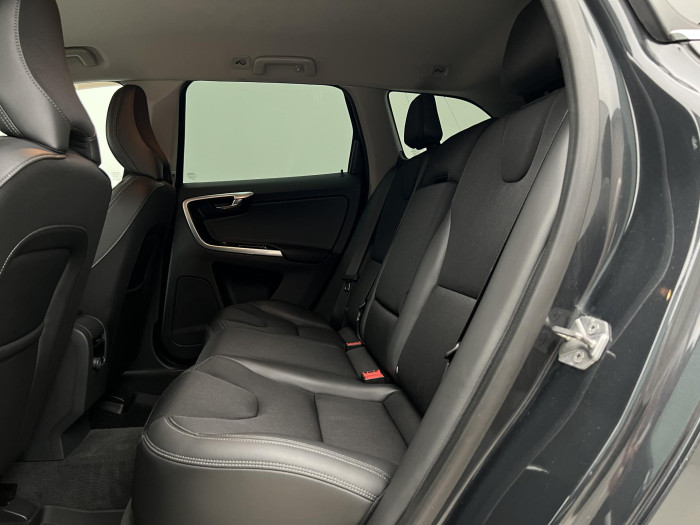 Volvo XC60 D4 AWD MOMENTUM AUT 2.4 d Momentum