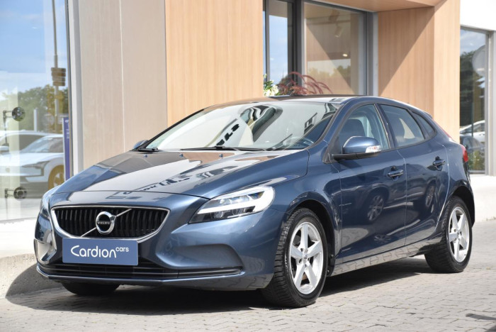 Volvo V40 D2 NAVIGACE 1.maj. 2.0 d