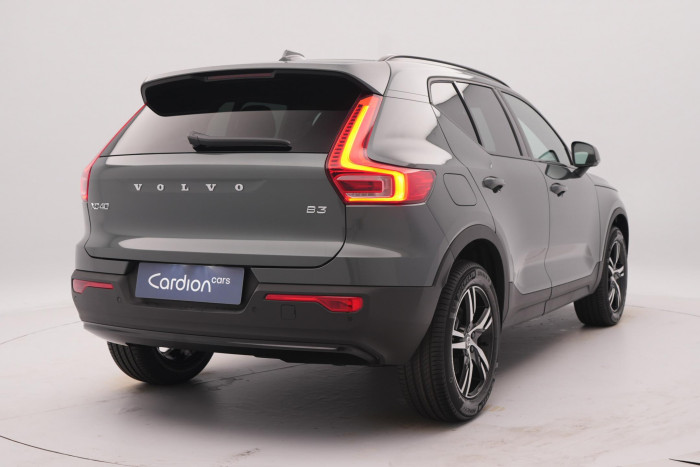 Volvo XC40 B3 AUT DARK PLUS