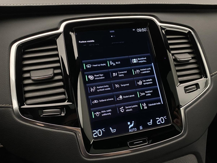 Volvo XC90 B6 AWD R-DESIGN REZERVACE