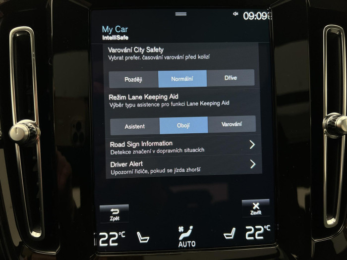 Volvo XC40 T2 MOMENTUM PRO 1.maj. 1.5 Momentum