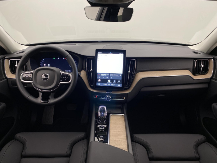 Volvo XC60 T8 AWD BRIGHT ULTRA AUT CZ