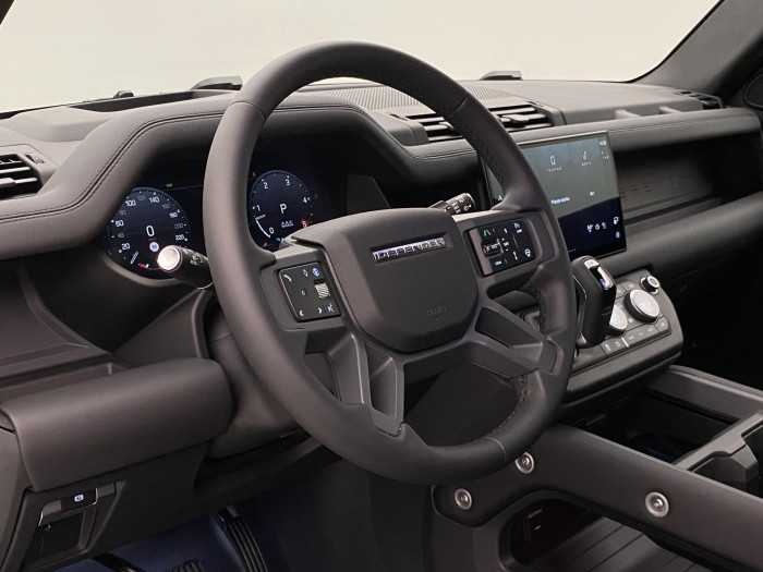 Land Rover Defender 110 D300 X-DYNAMIC SE AWD AUT 3.0 d Dynamic SE