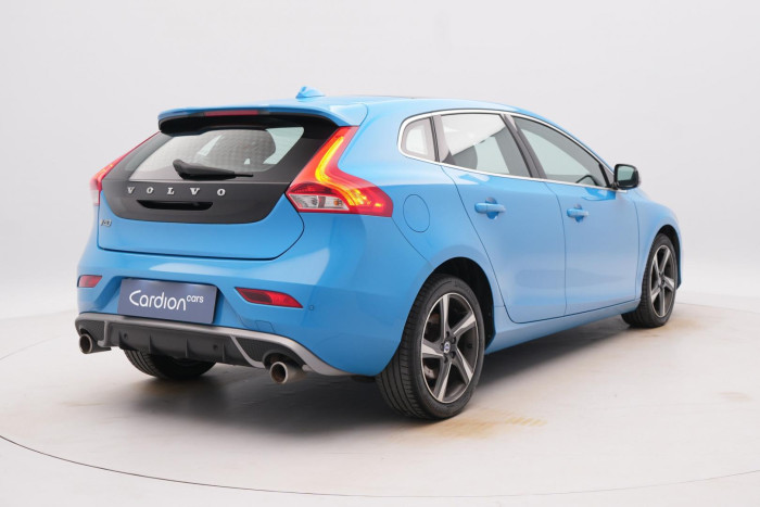 Volvo V40 D4 R-DESIGN 2.0 d