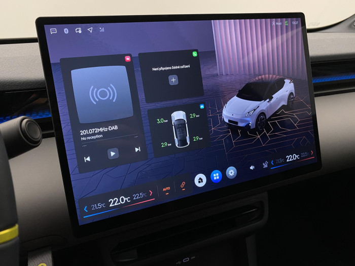 Lynk & Co 02 MORE PŘEDVÁDĚCÍ VŮZ