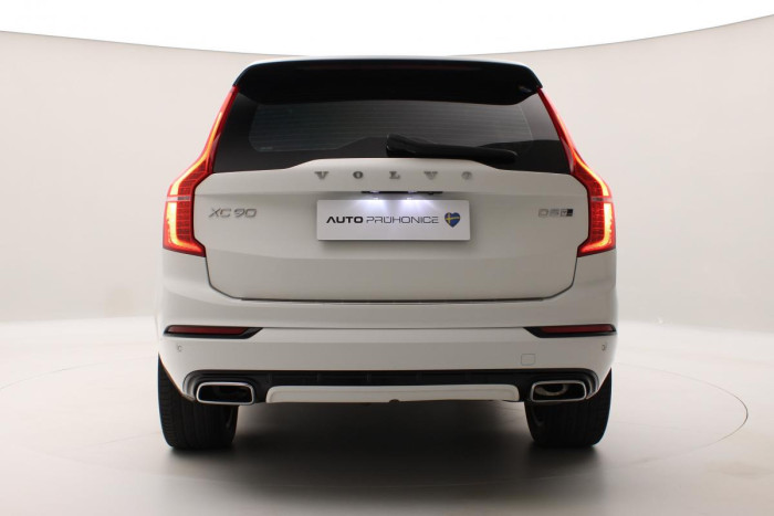 Volvo XC90 D5 AWD R-DESIGN AUT REZERVACE 2.0 d