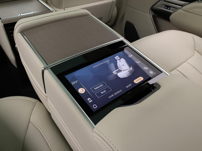 Land Rover Range Rover P530 AUTOBIOGRAPHY REZERVACE