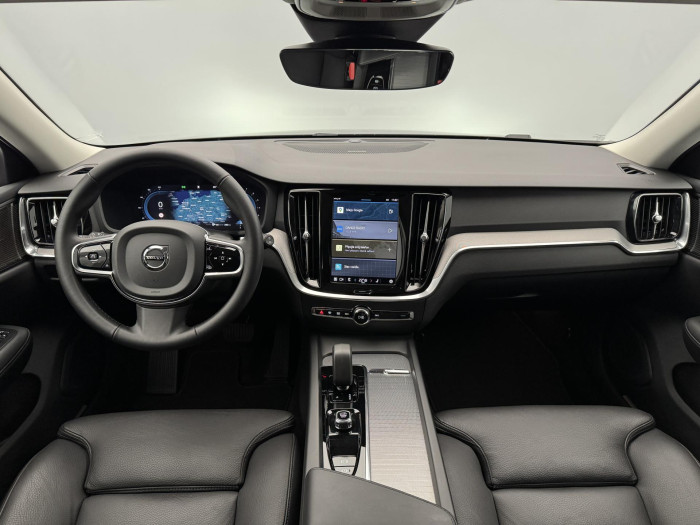 Volvo V60 CC B5 AWD PLUS