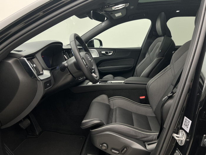 Volvo XC60 B5 AWD ULTRA BLACK EDITION AUT 2.0 Edition