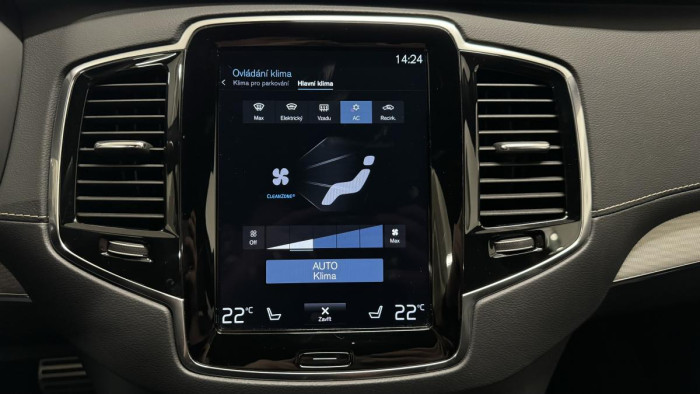 Volvo XC90 B5 AWD R-DESIGN AUT REZERVACE