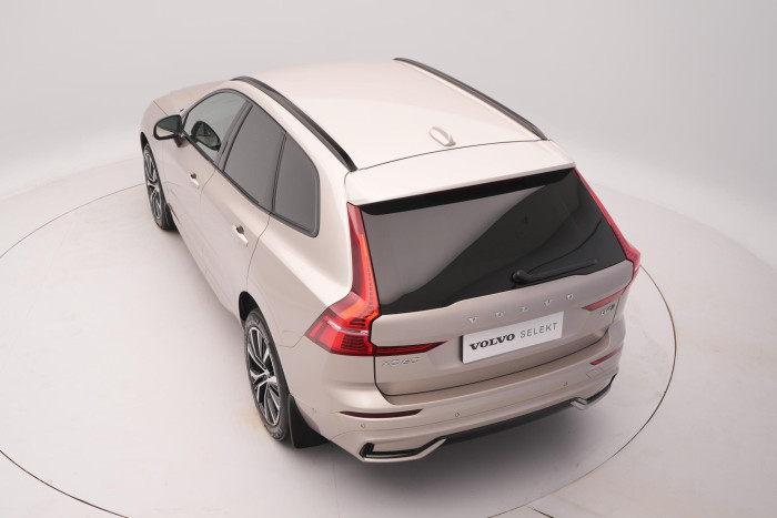 Volvo XC60 B4 AWD PLUS DARK AUT 1. maj