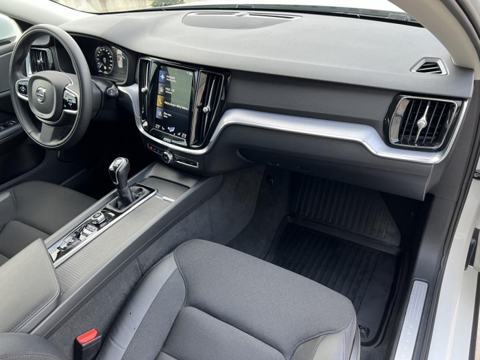 Volvo V60 D3 MOMENTUM 1.maj. 2.0 d Momentum