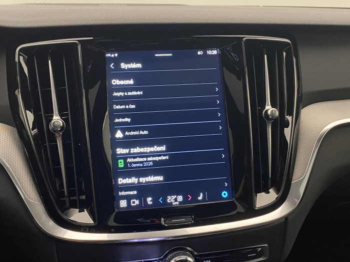 Volvo S60 T6 AWD PLUS DARK RECHARGE AUT