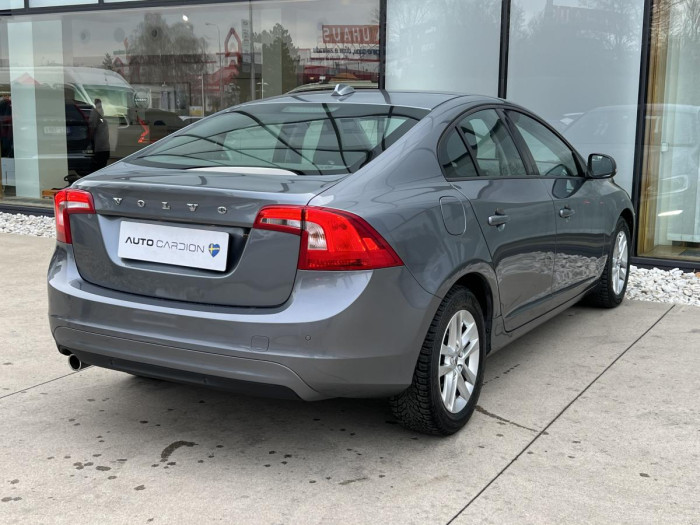 Volvo S60 D2 NAVIGACE 2.0 d