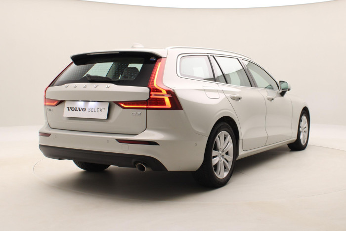 Volvo V60 D3 MOMENTUM PRO REZERVACE 2.0 d Momentum