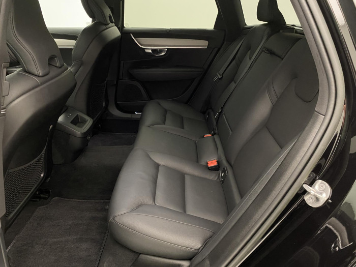 Volvo V90 B4 AWD BRIGHT PLUS AUT CZ