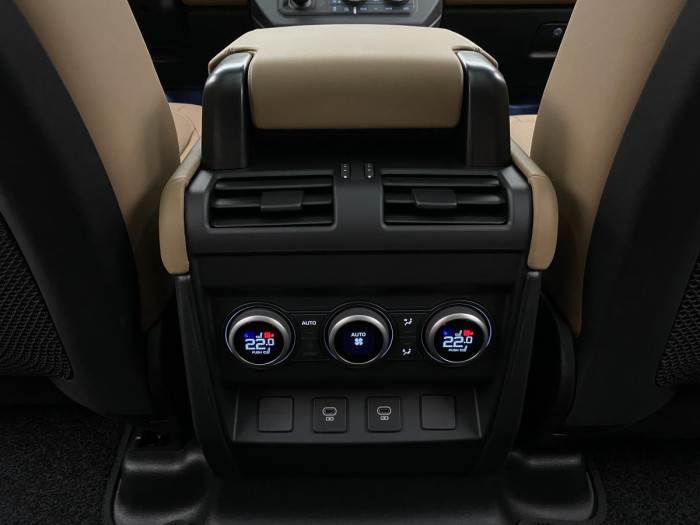 Land Rover Defender 110 D300 X-DYNAMIC HSE AWD AUT 3.0 d Dynamic