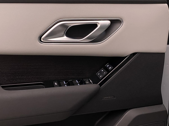 Land Rover Range Rover Velar D300 DYNAMIC SE AWD AUT 3.0 d Dynamic SE