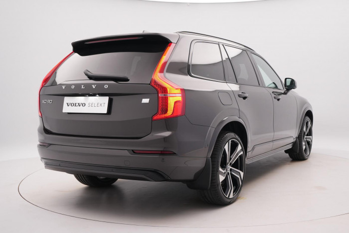 Volvo XC90 RECHARGE T8 AWD ULTIMATE 1.maj