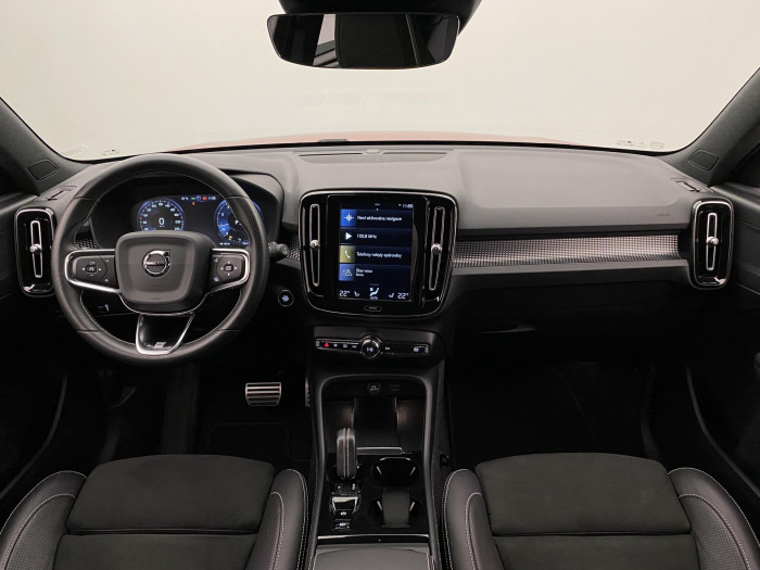 Volvo XC40 T4 AWD R-DESIGN AUT