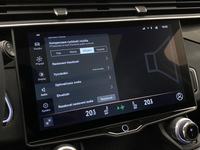 Lynk & Co 01 PHEV DCT AUT REZERVACE