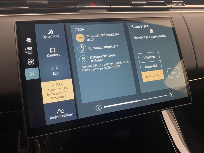 Land Rover Range Rover Sport D300 DYNAMIC SE AWD AUT 3.0 d Dynamic SE