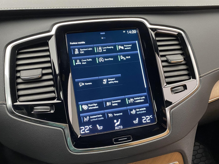 Volvo XC90 B5 AWD INSCRIPION AUT CZ