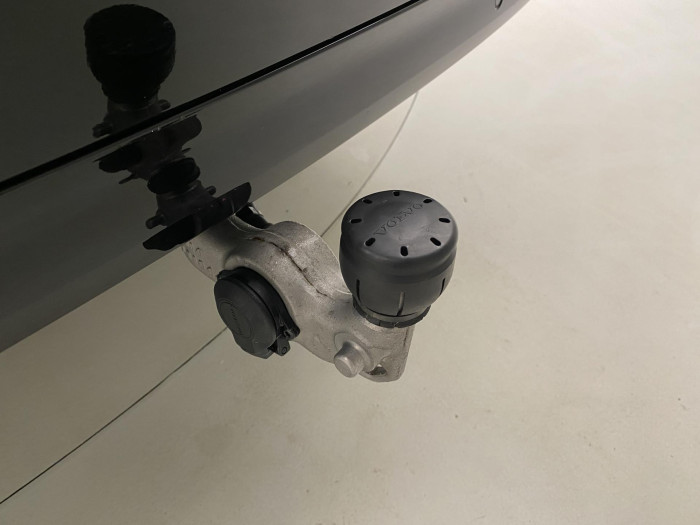 Volvo XC90 B5 AWD BRIGHT ULT. REZERVACE