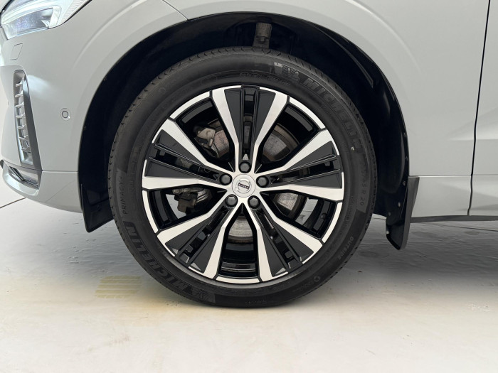 Volvo XC60 B4 AWD PLUS DARK AUT 1. maj