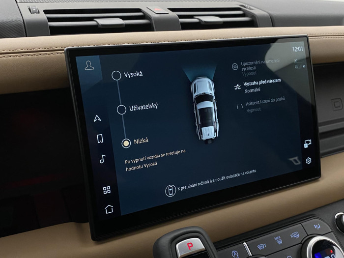 Land Rover Defender 110 D300 X-D HSE REZERVACE 3.0 d d