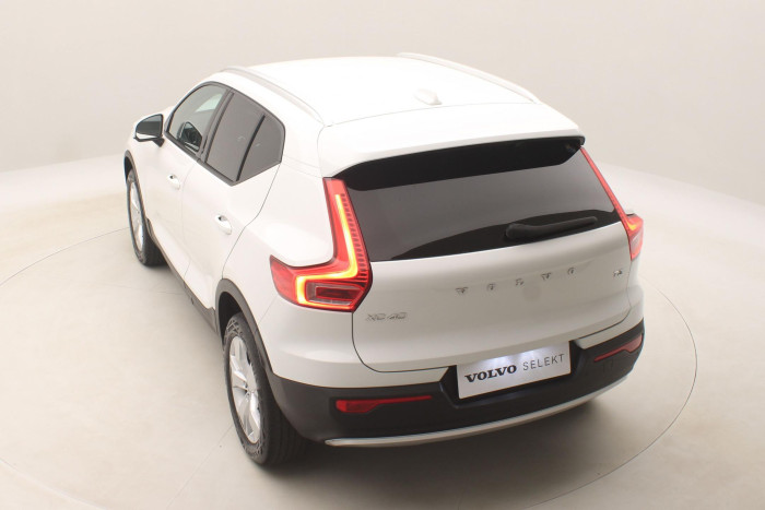 Volvo XC40 T3 MOMENTUM PRO AUT 1.maj 1.5 Momentum