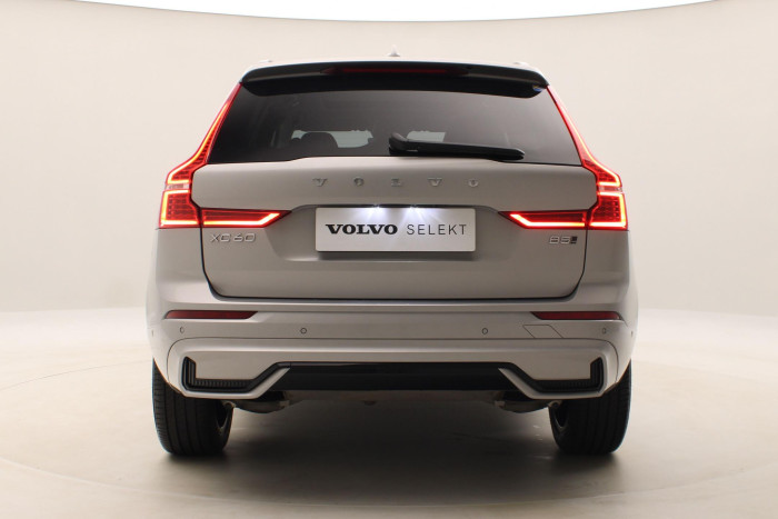 Volvo XC60 B5 AWD ULTRA DARK AUT CZ 1.maj