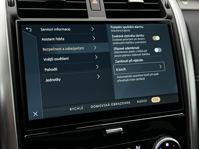 Land Rover Discovery D250 R-DYNAMIC SE AWD AUT 3.0 d Dynamic SE